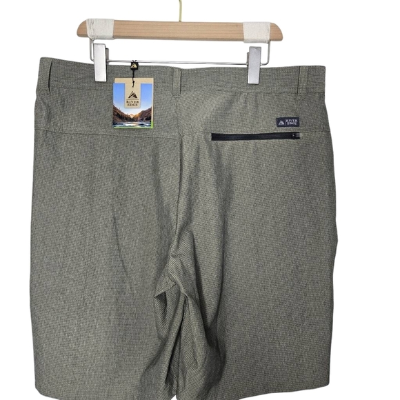 Men's Gray Shorts - Picture 4 of 6